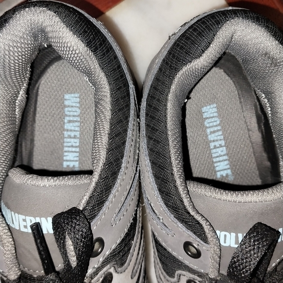 NEW WITHOUT BOX WOLVERINE Work & Hiking Shoes Mens Size 8 Waterproof. - Picture 3 of 6